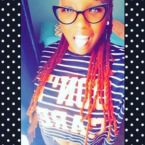 Meet your Posher, Tia